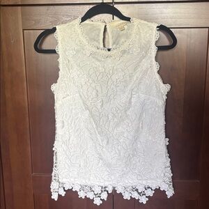 Floral Lace Sleeveless Blouse